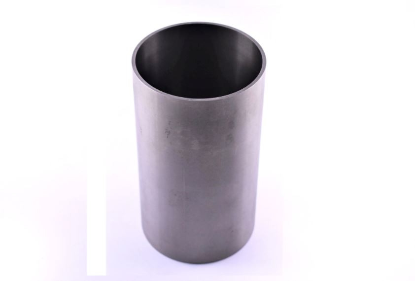 Chemise De Cylindre Pour Moteur Kubota | Compatible D850 Z600 V1100 B1400 B6200 | Taille 71x75.5x135mm (alésage Brut)