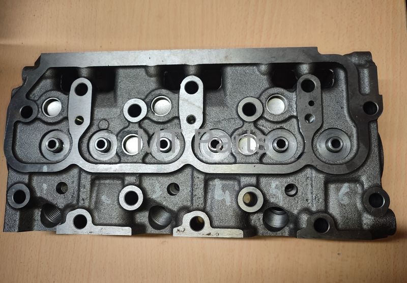 Culasse Iseki AT, TF, TG, TH, TK, Moteur E3CC, E3CD, E3CE, E3CF Occasion